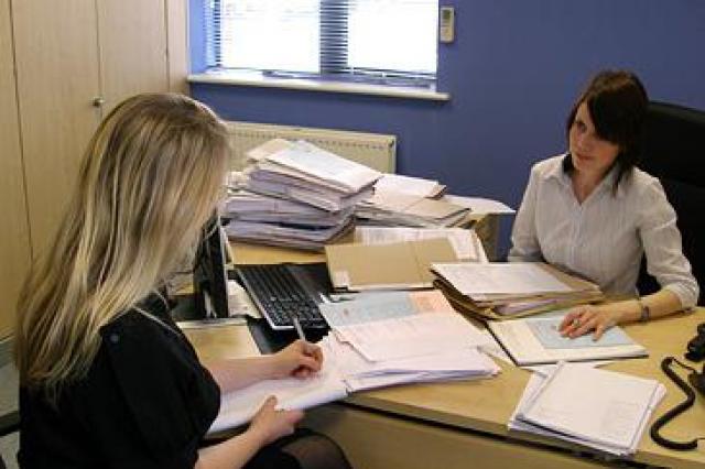 Медицинский секретарь. Факультет секретаря. Учиться на секретаря после 9. Тусур выпускники. Факультет секретаря.